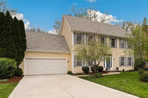 Photo of 26W180 Arrow Glen Court, Wheaton, IL 60189 (MLS # 12624452)