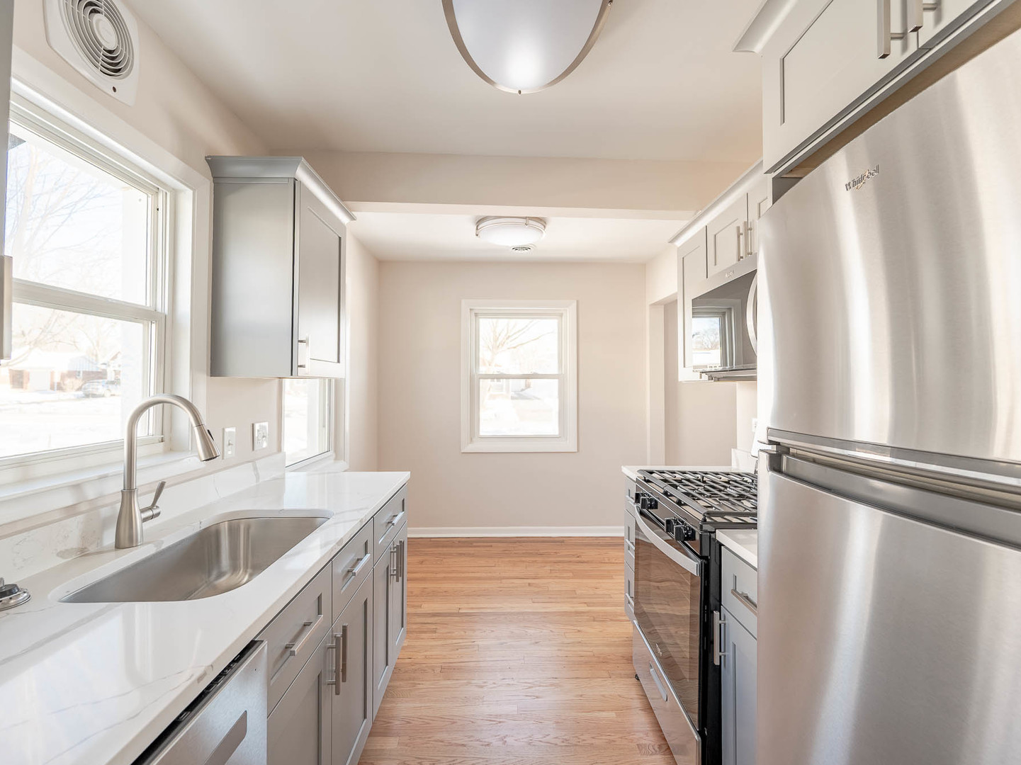 1110 S Gables Boulevard