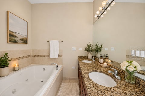 Tiny photo for 6425 W TOUHY Avenue #2C, Chicago, IL 60646 (MLS # 12732241)