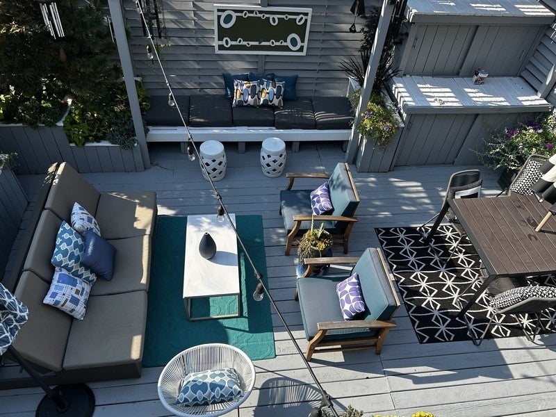 857 W Roscoe Street 2