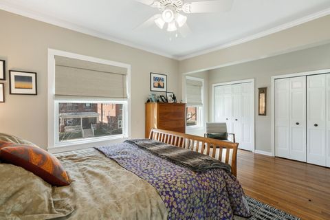 Tiny photo for 5231 N Lakewood Avenue, Chicago, IL 60640 (MLS # 12593651)