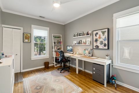 Tiny photo for 5231 N Lakewood Avenue, Chicago, IL 60640 (MLS # 12593651)