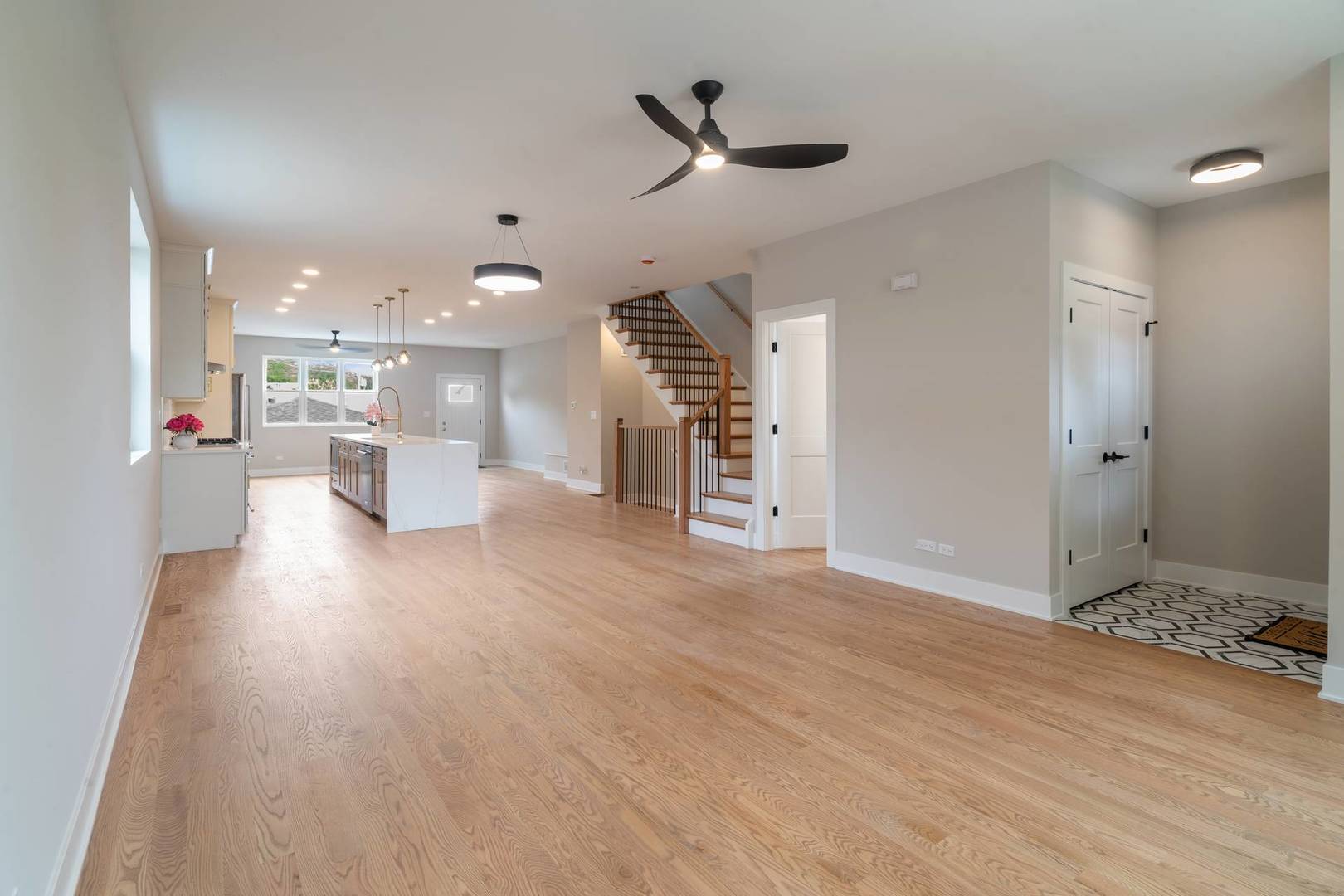 7431 W Forest Preserve Avenue