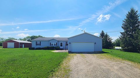 Photo of 9830 Yorktown Road, Lyndon, IL 61261 (MLS # 12685716)