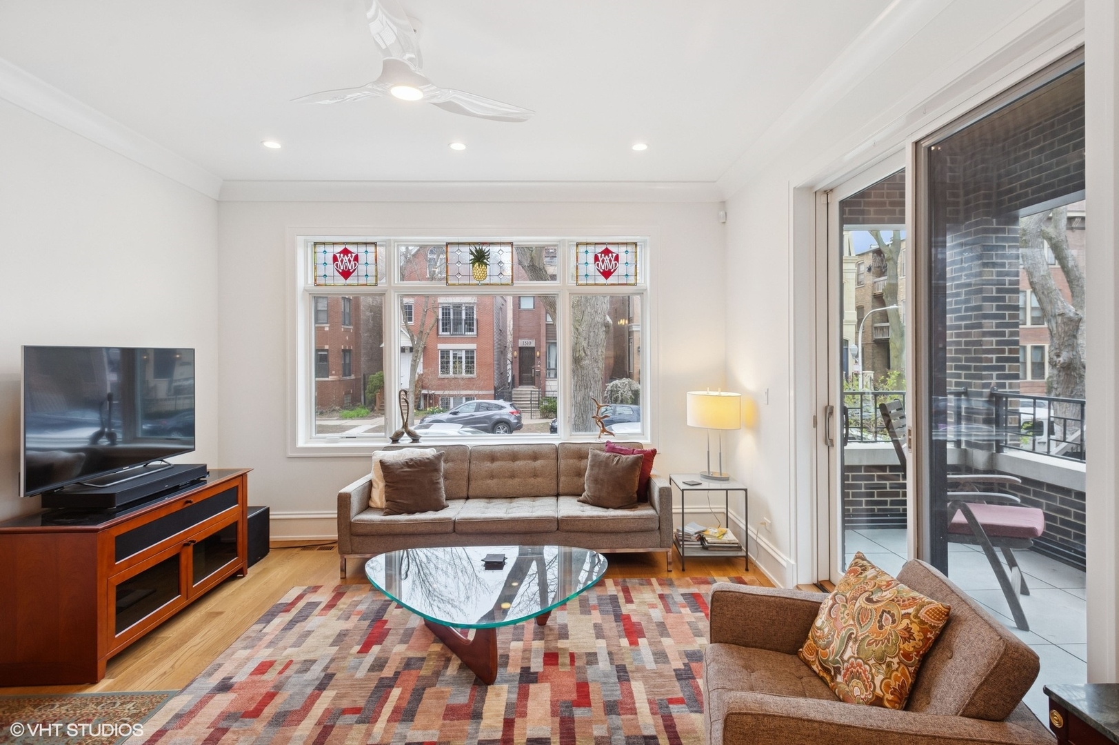 1511 W Byron Street 1
