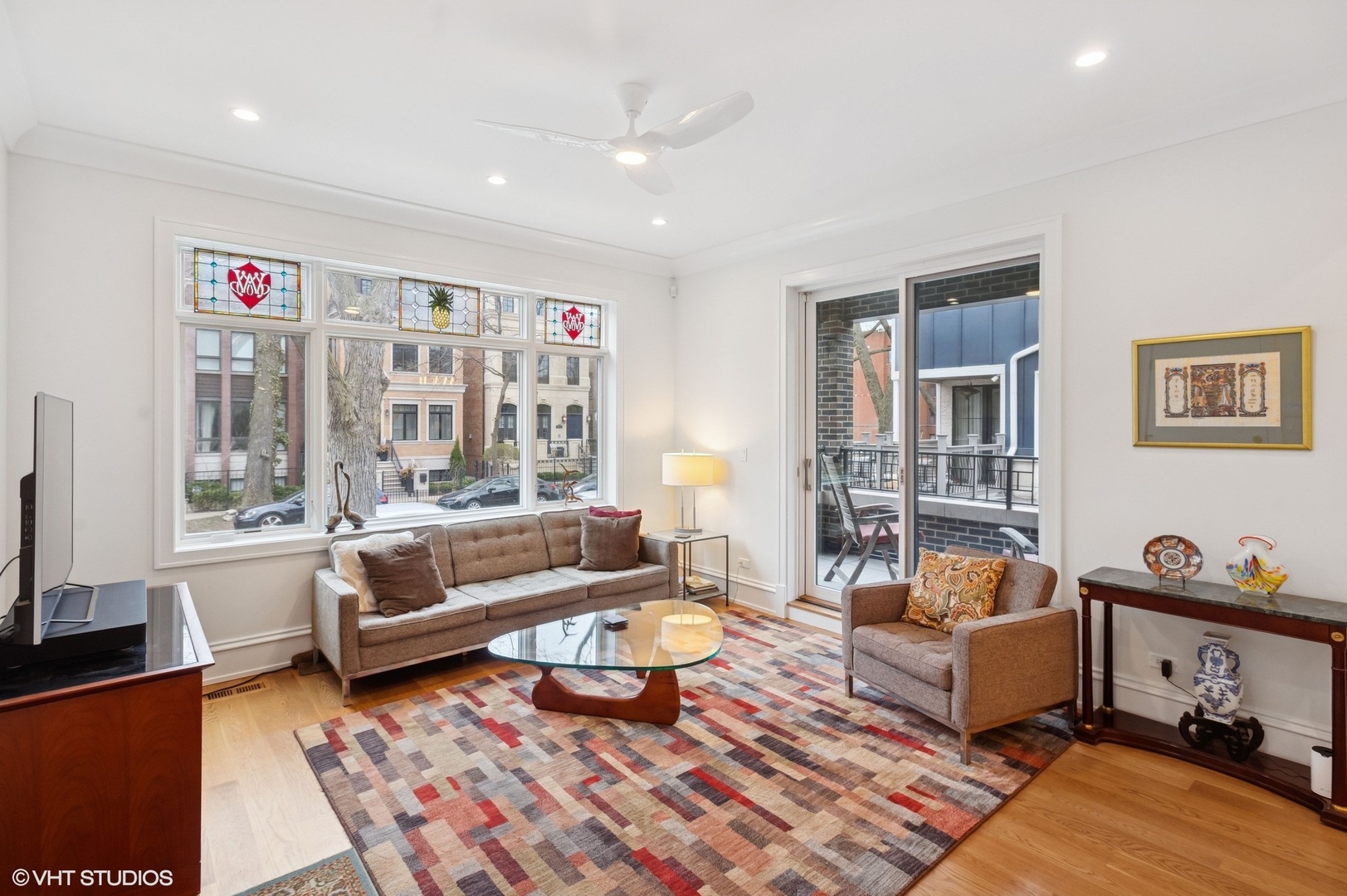 1511 W Byron Street 1