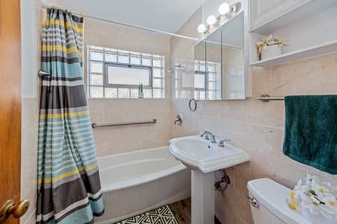 Tiny photo for 9109 NEW ENGLAND Avenue, Morton Grove, IL 60053 (MLS # 12775154)