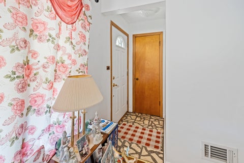 Tiny photo for 9109 NEW ENGLAND Avenue, Morton Grove, IL 60053 (MLS # 12775154)