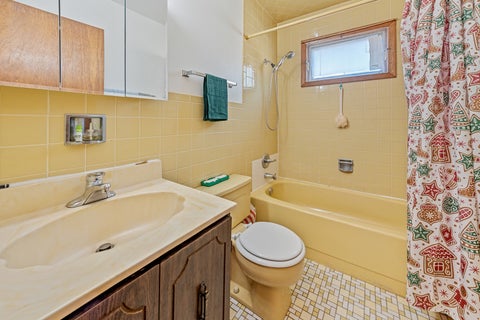 Tiny photo for 9109 NEW ENGLAND Avenue, Morton Grove, IL 60053 (MLS # 12775154)