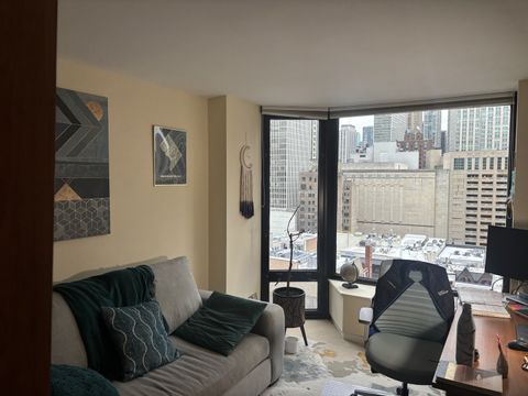 Tiny photo for 50 E Bellevue Place #1504, Chicago, IL 60611 (MLS # 12548678)
