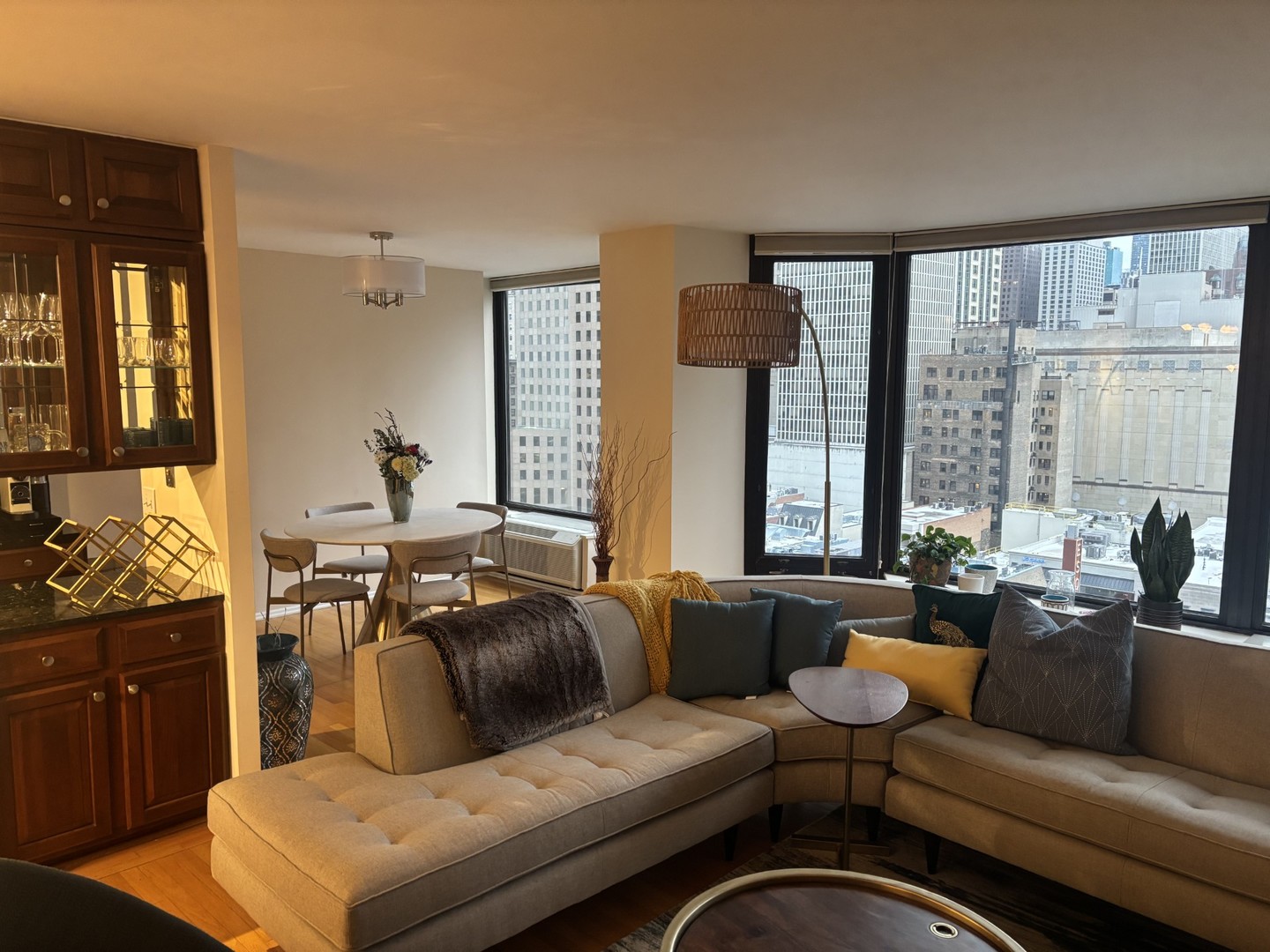 50 E Bellevue Place 1504