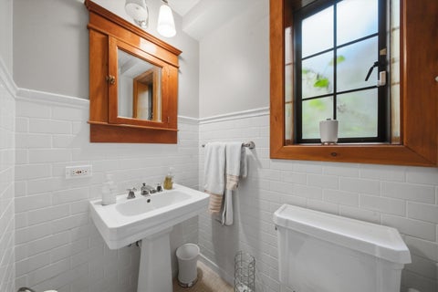 Tiny photo for 327 Selborne Road, Riverside, IL 60546 (MLS # 12771134)