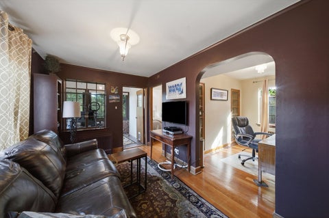 Tiny photo for 327 Selborne Road, Riverside, IL 60546 (MLS # 12771134)