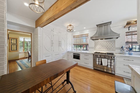 Tiny photo for 327 Selborne Road, Riverside, IL 60546 (MLS # 12771134)