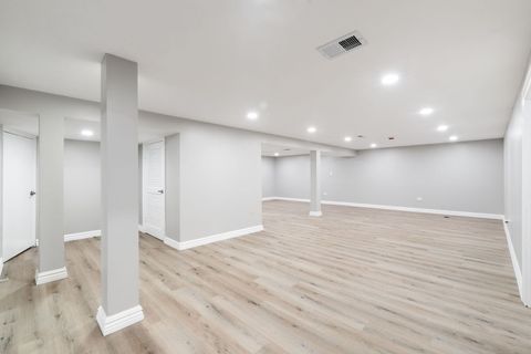Tiny photo for 92 N AIRLITE Street, Elgin, IL 60123 (MLS # 12606617)