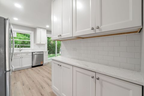 Tiny photo for 92 N AIRLITE Street, Elgin, IL 60123 (MLS # 12606617)