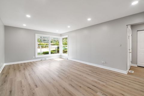 Tiny photo for 92 N AIRLITE Street, Elgin, IL 60123 (MLS # 12606617)