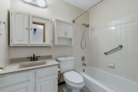 Tiny photo for 3057 Ashton Court, Westchester, IL 60154 (MLS # 12566648)