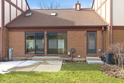 Tiny photo for 3057 Ashton Court, Westchester, IL 60154 (MLS # 12566648)