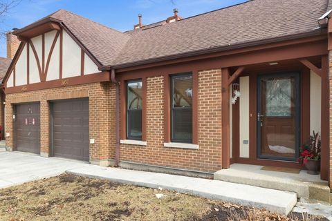 Tiny photo for 3057 Ashton Court, Westchester, IL 60154 (MLS # 12566648)