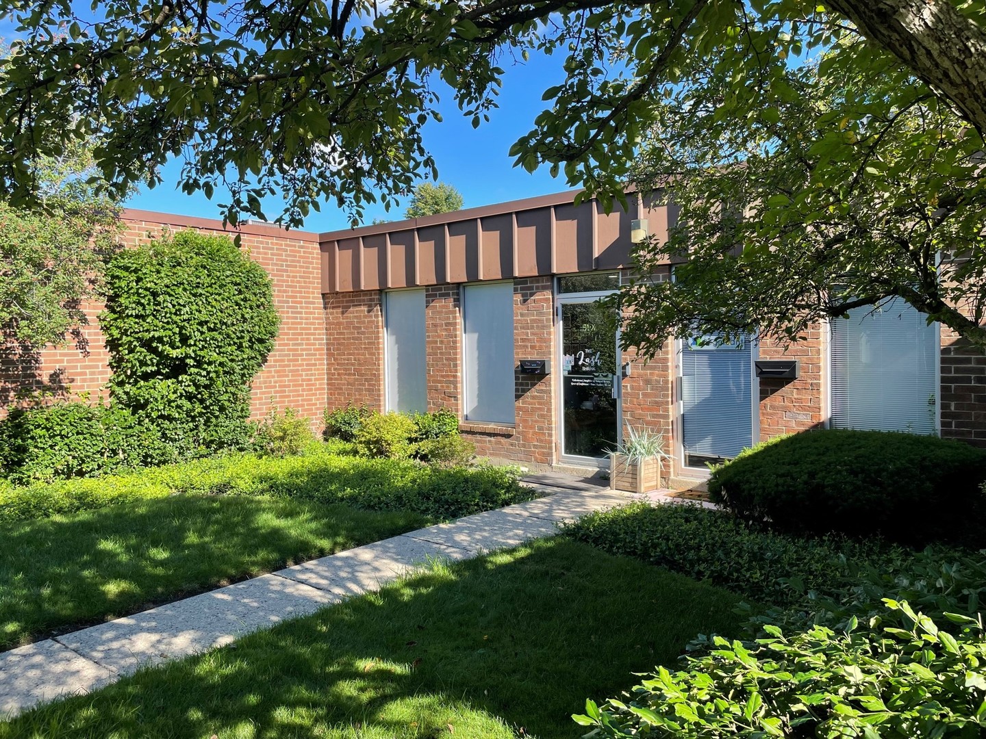 49 Sherwood Drive