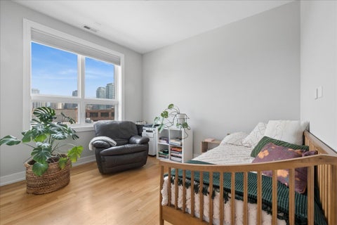 Tiny photo for 1317 N Larrabee Street #401, Chicago, IL 60610 (MLS # 12723464)