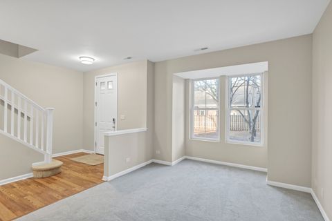 Tiny photo for 2110 S Crambourne Way, Arlington Heights, IL 60005 (MLS # 12581206)