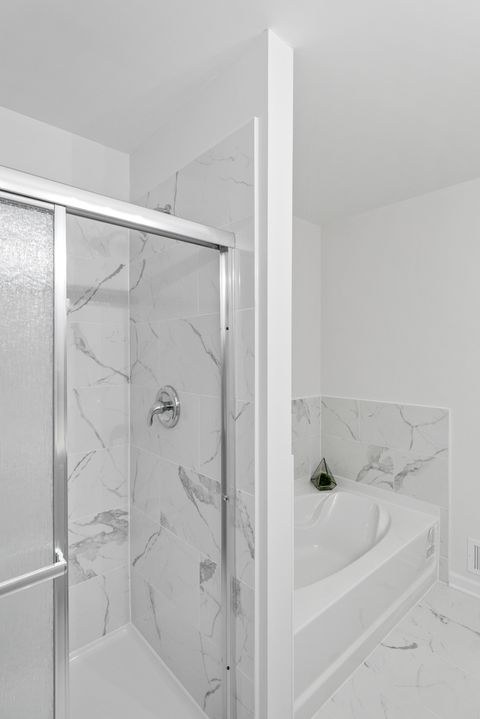 Tiny photo for 2110 S Crambourne Way, Arlington Heights, IL 60005 (MLS # 12581206)