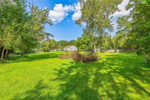 Tiny photo for 25996 W Indian Trail Road, Barrington, IL 60010 (MLS # 12728532)