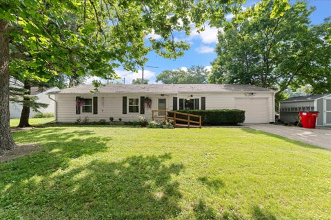 Photo of 1416 Scottsdale Drive, Champaign, IL 61821 (MLS # 12696758)