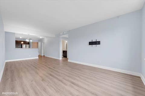 Tiny photo for 1 ITASCA Place #302, Itasca, IL 60143 (MLS # 12728956)