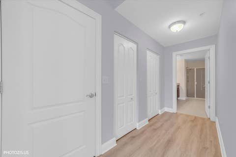 Tiny photo for 1 ITASCA Place #302, Itasca, IL 60143 (MLS # 12728956)