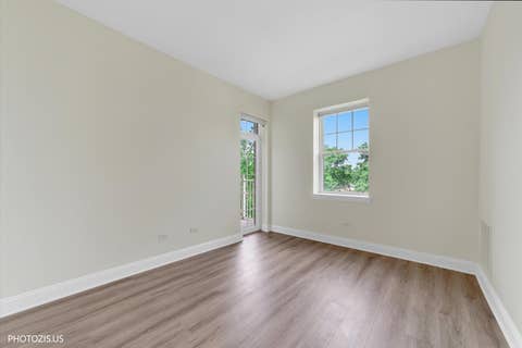Tiny photo for 1 ITASCA Place #302, Itasca, IL 60143 (MLS # 12728956)