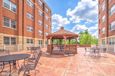 Tiny photo for 1 ITASCA Place #302, Itasca, IL 60143 (MLS # 12728956)