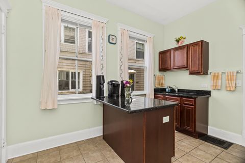 Tiny photo for 714 Seward Street, Evanston, IL 60202 (MLS # 12360913)