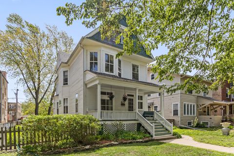 Tiny photo for 714 Seward Street, Evanston, IL 60202 (MLS # 12360913)