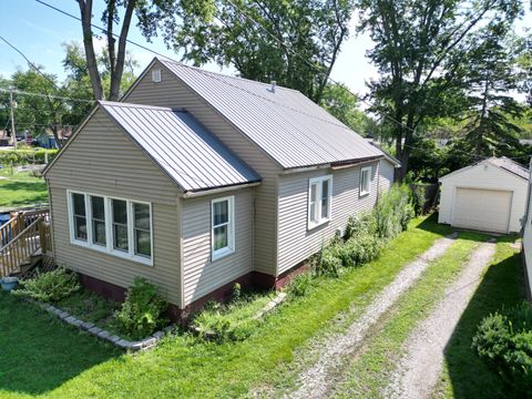 A home in Watseka