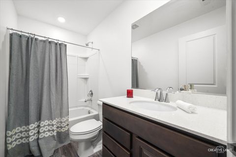 Tiny photo for 1066 Moraine Drive, South Elgin, IL 60177 (MLS # 12502170)