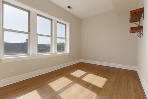 Tiny photo for 3558 W SHAKESPEARE Street #3E, Chicago, IL 60647 (MLS # 12697504)