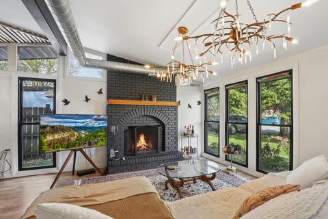 Tiny photo for 2016 Main Street, Evanston, IL 60202 (MLS # 12716717)