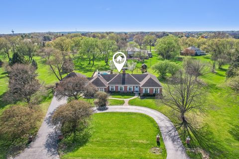 05N464 Buckskin Trail St. Charles IL 60175