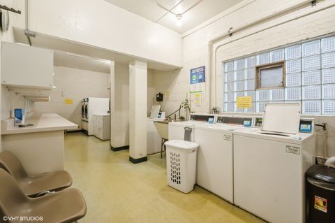 Tiny photo for 203 N KENILWORTH Avenue #2P, Oak Park, IL 60302 (MLS # 12428076)