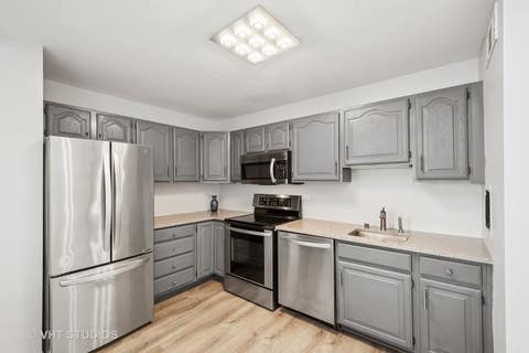 Tiny photo for 6301 N Sheridan Road #11K, Chicago, IL 60660 (MLS # 12716769)