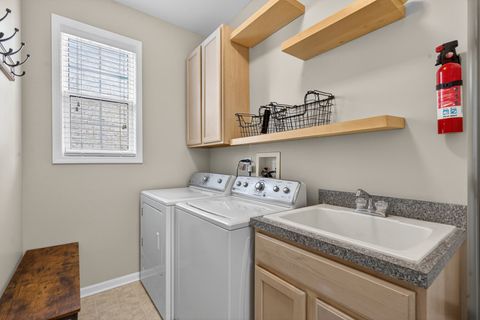 Tiny photo for 484 W Haleys Hill Court, Palatine, IL 60074 (MLS # 12621385)