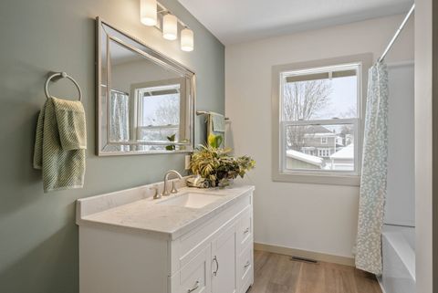 Tiny photo for 1203 W Locust Street, Davenport, IA 52804 (MLS # 12599800)