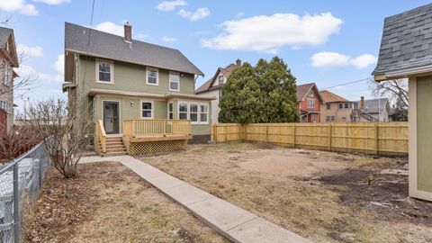 Tiny photo for 1203 W Locust Street, Davenport, IA 52804 (MLS # 12599800)