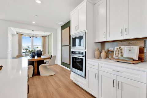 Tiny photo for 73 Weirich Way #78003, Batavia, IL 60510 (MLS # 12577071)