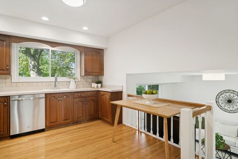 Tiny photo for 2340 N Lafayette Street, Arlington Heights, IL 60004 (MLS # 12461923)