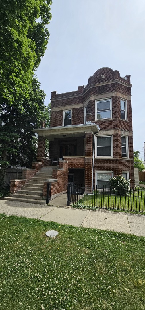 3823 N Bernard Street