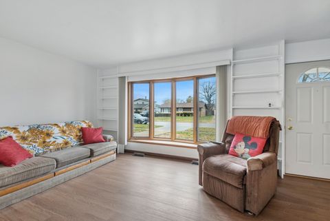 Tiny photo for 7101 Stanford Drive, Bridgeview, IL 60455 (MLS # 12530581)